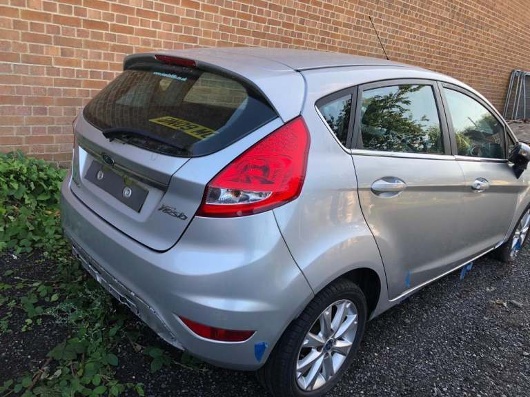FORD FIESTA 2009 mk7 BREAKING FOR PARTS 