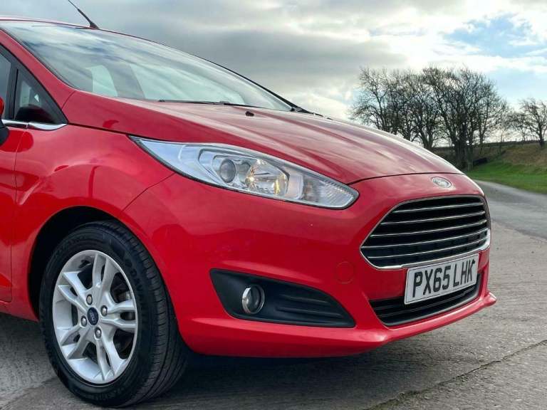 Ford Fiesta 1.25 ( 82ps ) Zetec