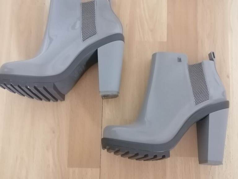 New : MELISSA  Platform Ankle Boots. Vegan Rubber. Nr Mint Cond. Size : UK 6.5. EU 40. 