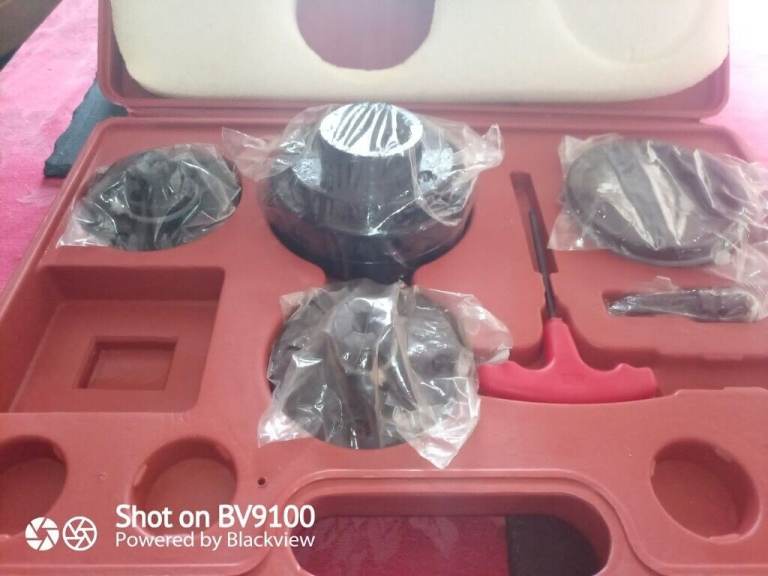 1 INCH 8 tpi Wood Self Centring Lathe Chuck 100mm 4-Jaw boxed set