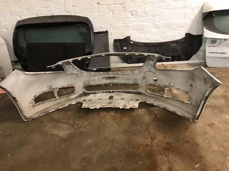 VAUXHALL INSIGNIA FRONT BUMPER  (2008-2013)