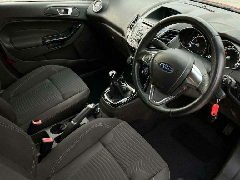 Ford Fiesta 1.25 ( 82ps ) Zetec