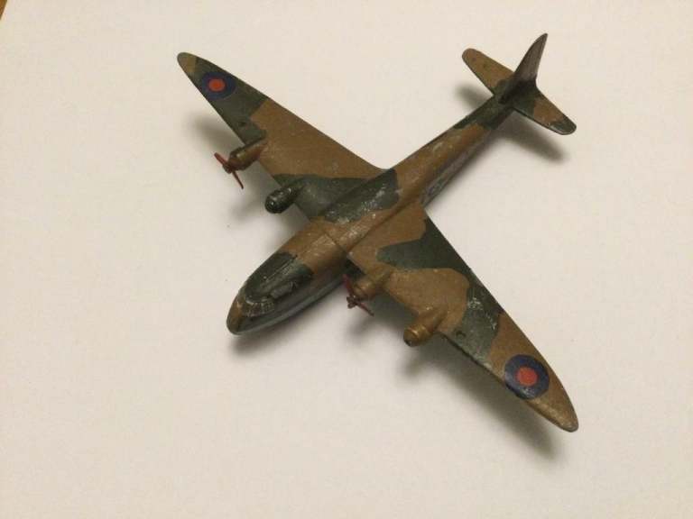 Dinky Toys Empire Flying Boat