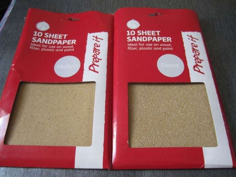 2x Pack of 10 medium and coarse Sandpaper Sheets (PREPARE IT)