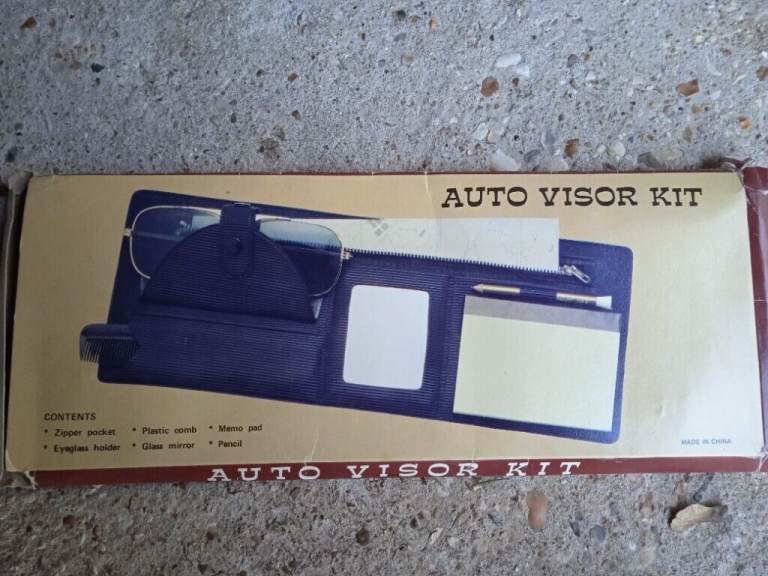 CAR VISOR KIT