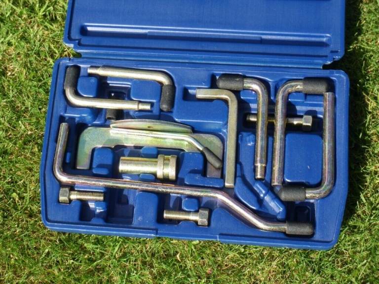 On-going de-clutter Sale!!  Various items (pls see info)