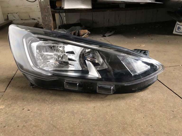 FORD FOCUS MK4 OSF DRIVERS RIGHT HEADLIGHT HEADLAMP LED P/N: MX7B-13E014-DC (2018-2021)