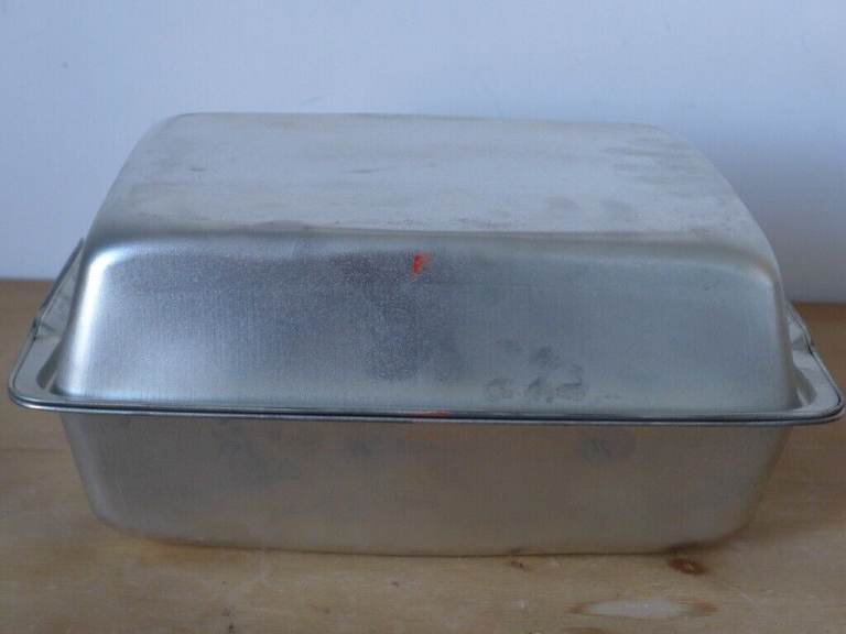 KITCHENALIA: Old-fashioned Double Roasting Tin. 1970s Vintage. UNUSED. As new!
