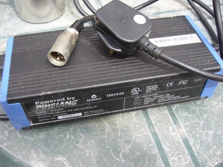 pihsiang 8 amp 24v mobility scooter battery charger 