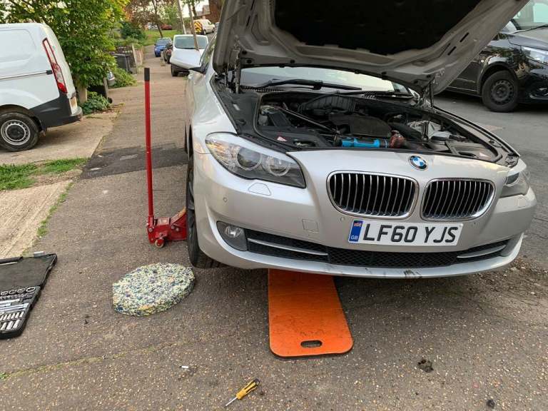 Mobile mechanic vehicle repair diagnostics car engine battery alternator technician 