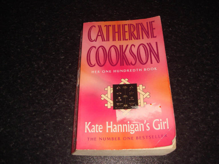 Catherine Cookson - KATE HANNIGAN`S GIRL - used paperback book, post or collection