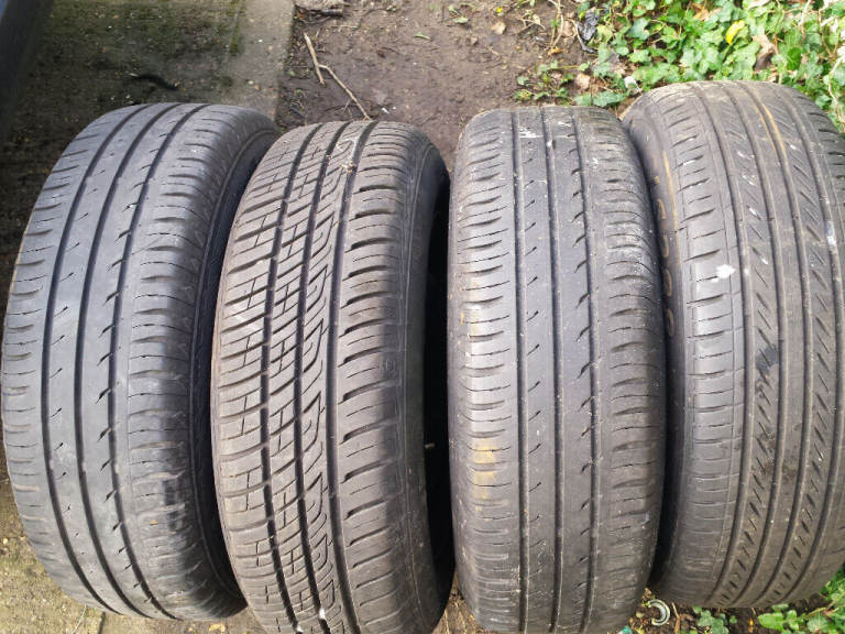 Vauxhall 4 tyres size 185/65 R15 88T on rims