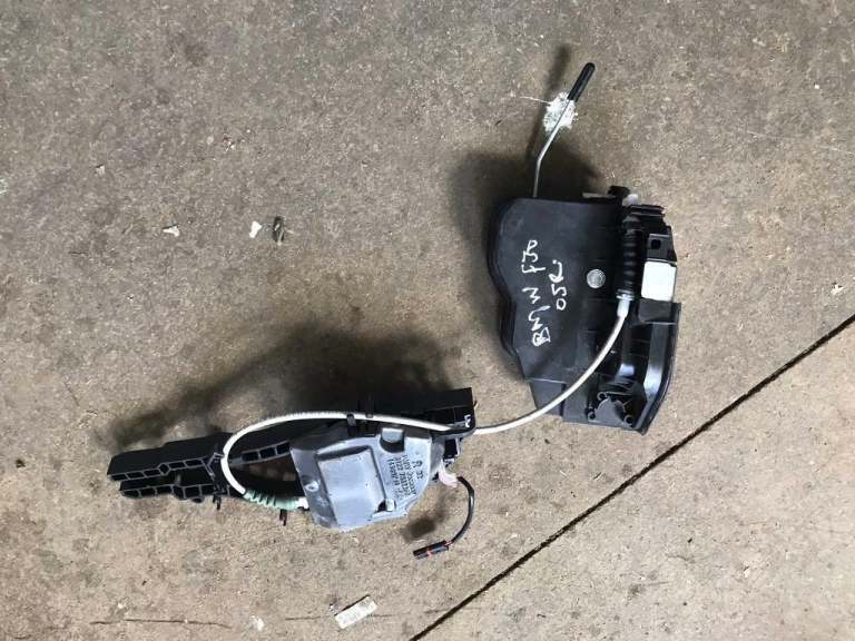 BMW F30 F31 3 SERIES DRIVERS REAR RIGHT DOOR LOCK MECHANISM ACTUATOR  HANDLE(2012-2018)