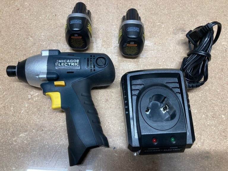 Chigago Electric Cordless drill with 2 Lithium ion batteries and charg