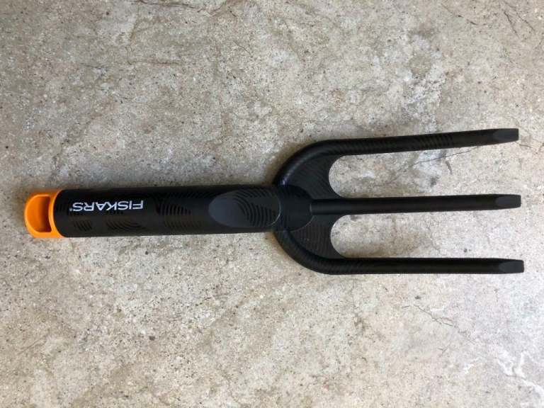Fiskars small weed fork