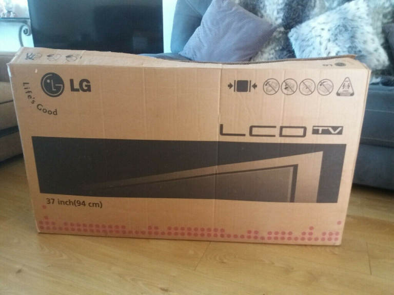  Empty TV Packaging Box -Transport/Shipping. 