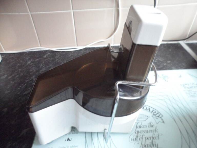 kenwood chef A929 high speed slicer and shredder for  chef 900 ranges and major.
