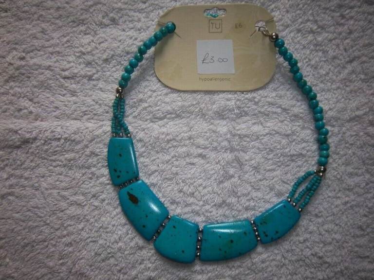 New TU Turquoise Beaded Necklace IP1