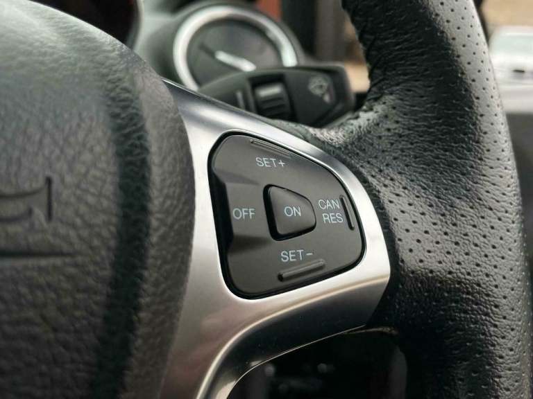 Ford Fiesta 1.6 ( 182ps ) EcoBoost ST 3