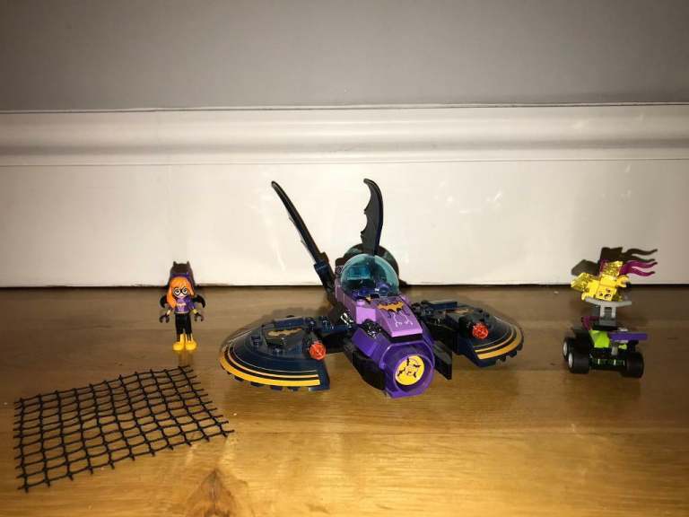Batgirl™ Batjet Chase Lego set