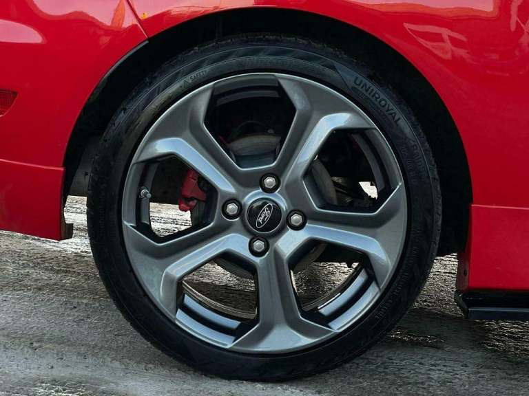 Ford Fiesta 1.6 ( 182ps ) EcoBoost ST 2