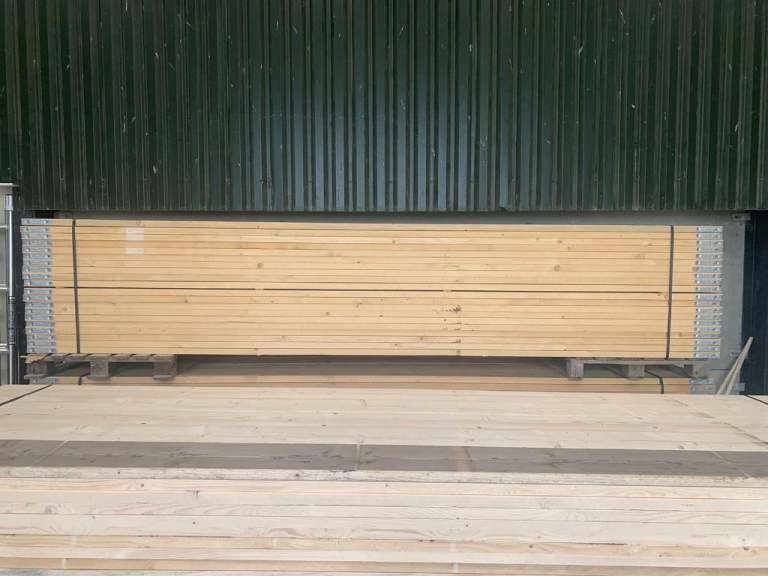 Scaffold boards brand new 3.9m 