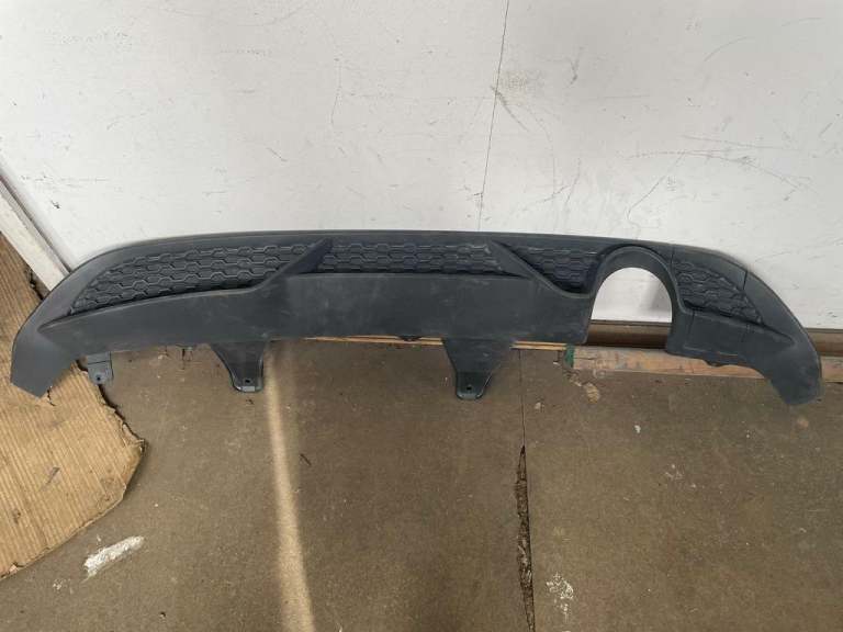 FORD FIESTA MK8 ST-LINE REAR BUMPER DIFFUSER SPOILER VALANCE (2018-2022)