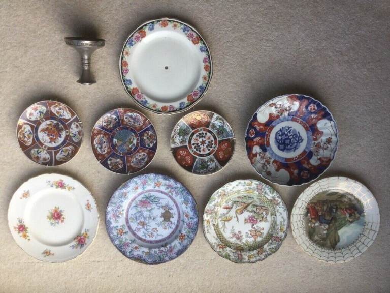 😀❤️👍 £14 FOR ALL THIS - WALL PLATES SELECTION AND CAKE PLATE + STAND