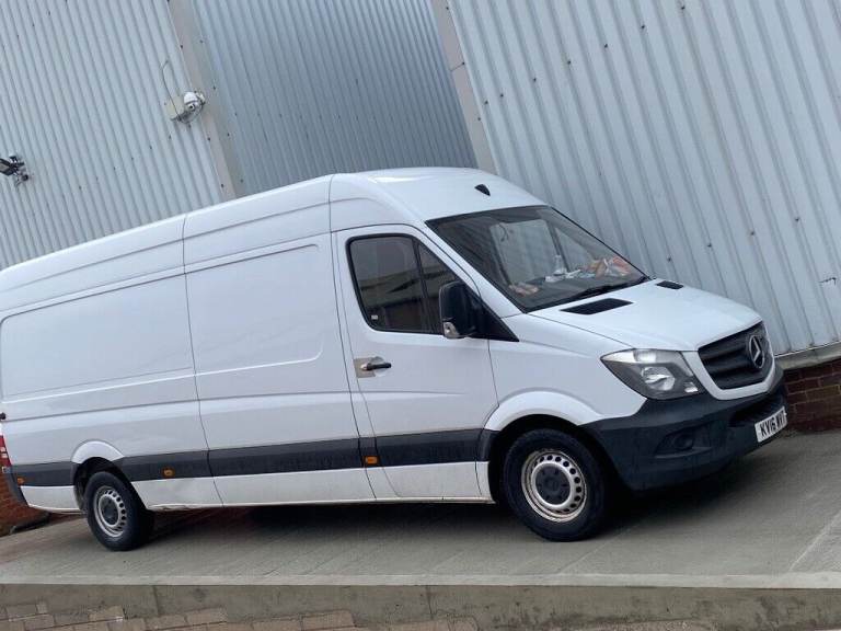 Man with a van Altrincham, House Removals, Rubbish Removals, House Clearance, 