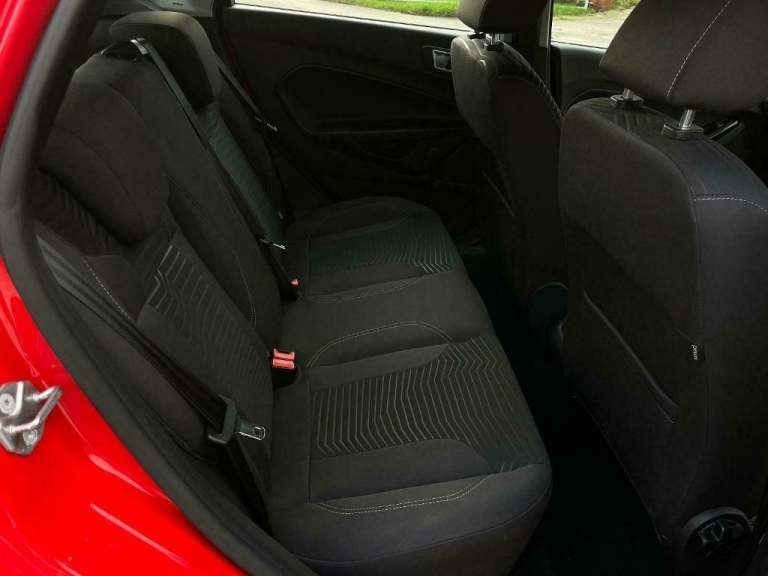 Ford Fiesta 1.25 ( 82ps ) Zetec