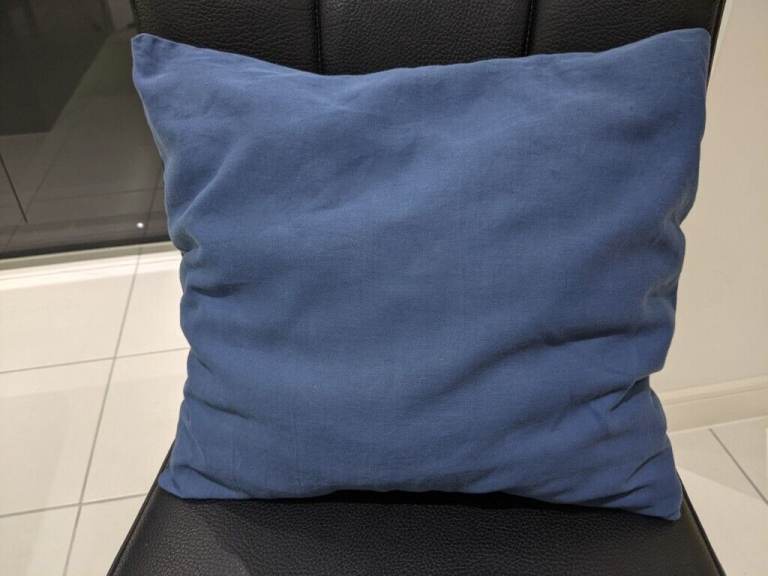 BLUE CUSHION WITH ENVELOPE CLOSURE AND SHREDDED FOAM CRUMB INSERT 42cm x 39cm