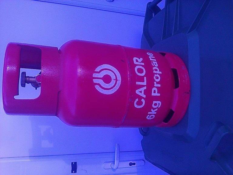 6kg CALOR propane bottle, FULL, No exchange bottle needed. No offers please.