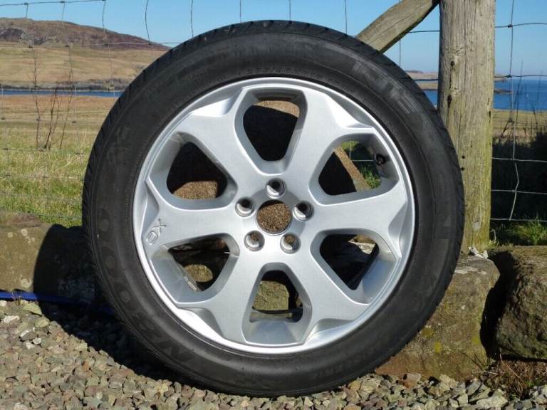 ALLOY WHEEL