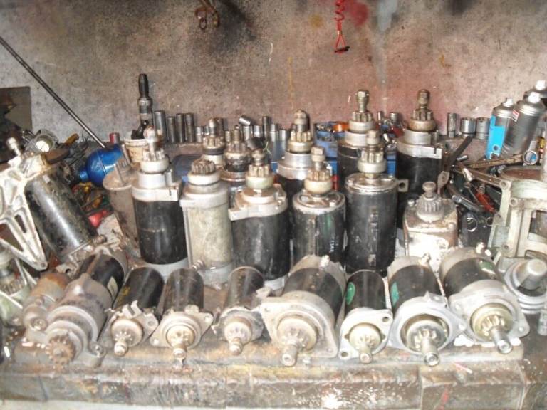 OUTBOARD GEARBOXES .STARTERS .CRANKS ETC