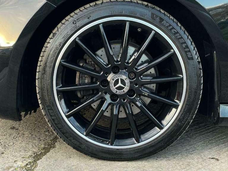 Mercedes-Benz A180d 1.5 CDI AMG Line