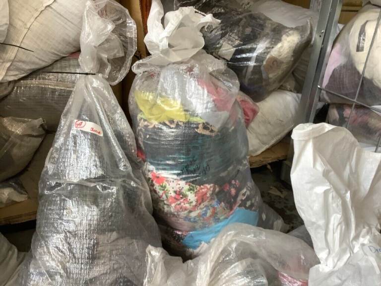 Wholesale Second Hand Adults or Kids Clothing From £1 KG. Delievery Available