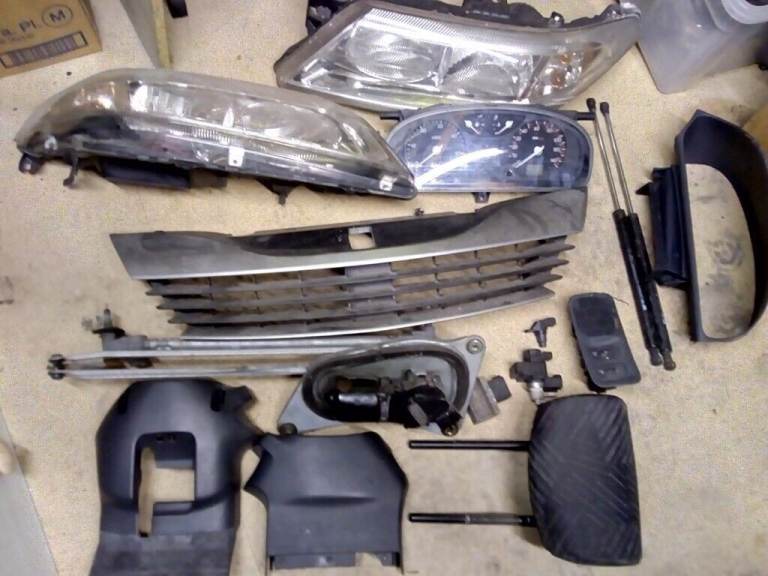 renault laguna parts £30 the lot