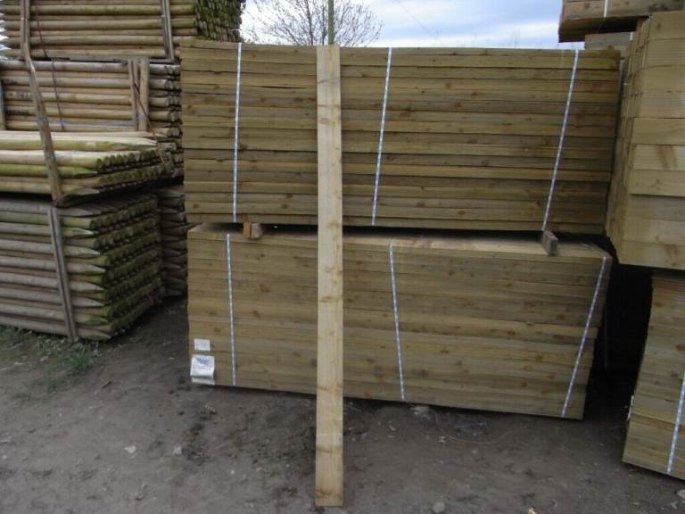Timber feather edge boarding 2.4m DISCOUNT ON REQUEST