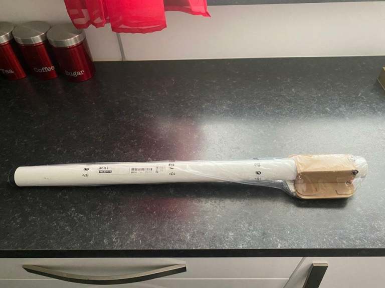 IKEA one white table leg