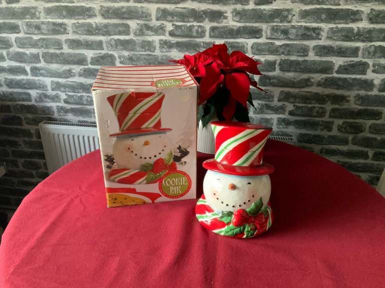 CHRISTMAS COOKIE JAR 🧑🏻‍🎄