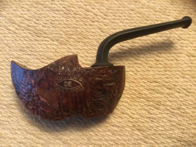 Folding Dutch Clog Pipe