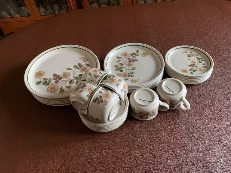 Dinner sets 