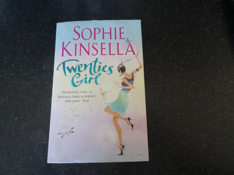 Sophie Kinsella - TWENTIES GIRL - used paperback book, great condition, post or collection