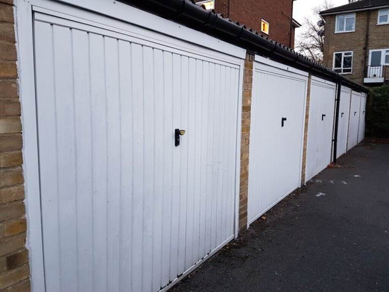 Garage/Parking/Storage to Rent: Redclyffe Cout off York Road, Sutton, Surrey, SM2 6HB