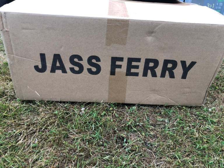 New boxed - Jass Ferry sink / drainer undermount satin CO2 neutral 