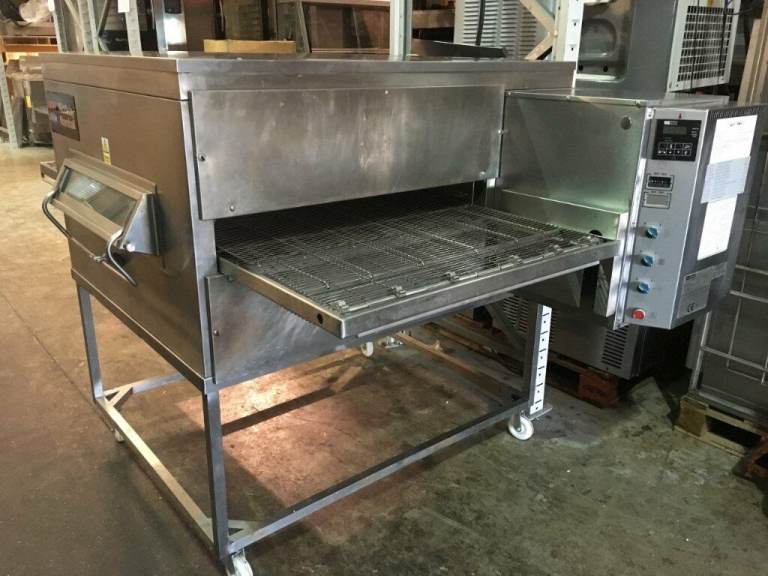 Pizza Oven Middleby Marshall PS200 32 Inch gas conveyor pizza oven ...