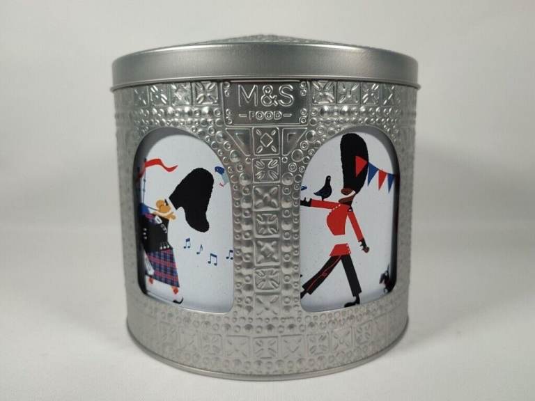 Queen Elizabeth II, M&S Platinum Jubilee Rotating Musical Biscuit Tin, Limited Edition BNIB