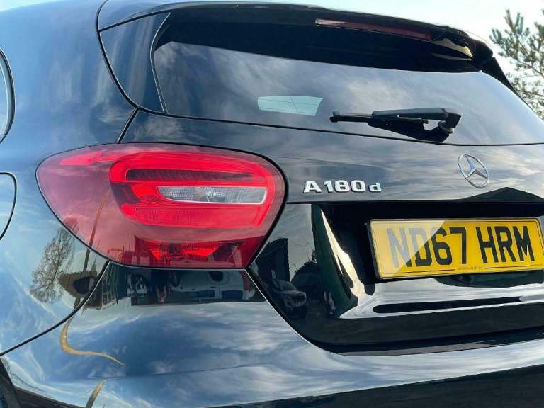 Mercedes-Benz A180d 1.5 CDI AMG Line