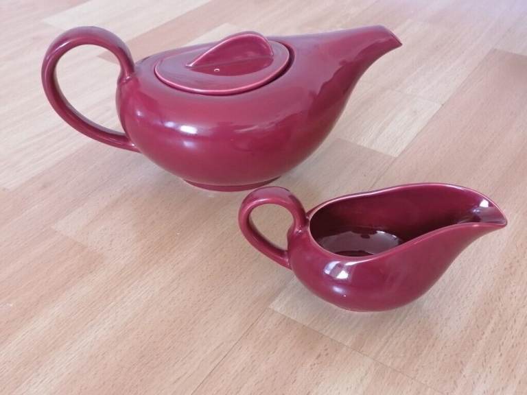 Rare Vintage 1950's J & G MEAKIN Studio Ware Large Teapot & Milk Jug. Ex Cond 