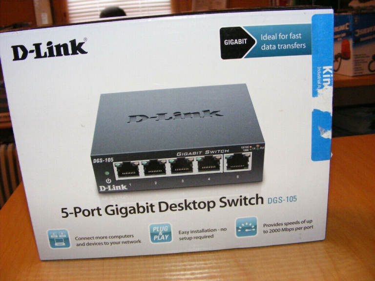 D-Link 5 Port Gigabit Desktop Switch DGS-105 NEW IN SEALED BOX